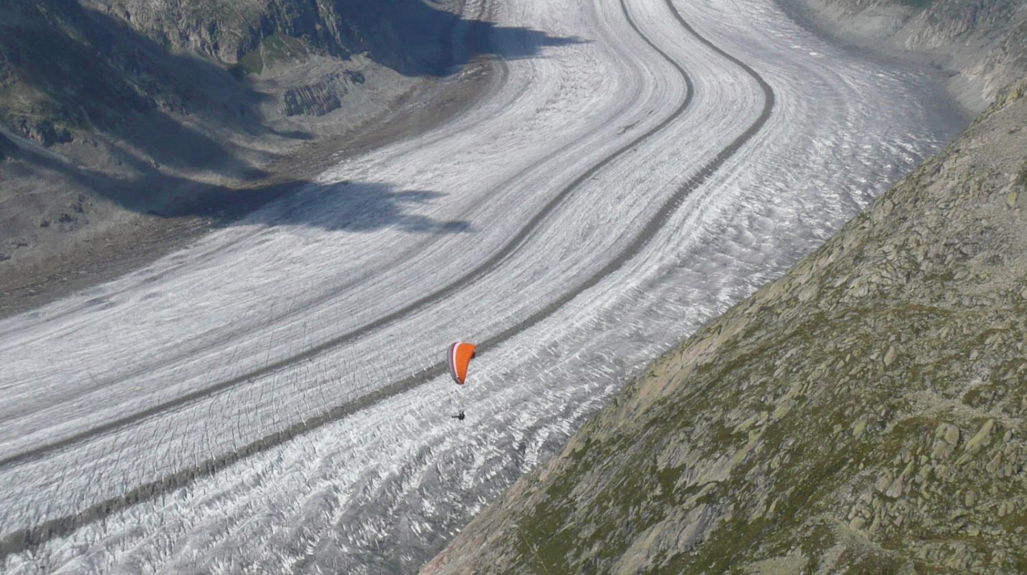 flug zum aletschgletscher
