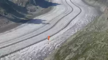 flug zum aletschgletscher